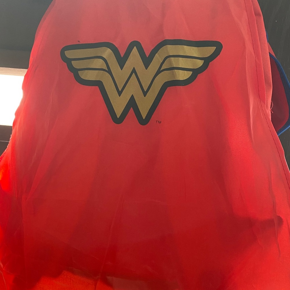 Wonder Woman backpack 🎒 - Picture 7 of 8